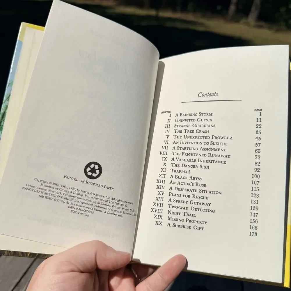 Lot of Five Nancy Drew Mystery Books Carolyn Keene Girls Mysteries 1987